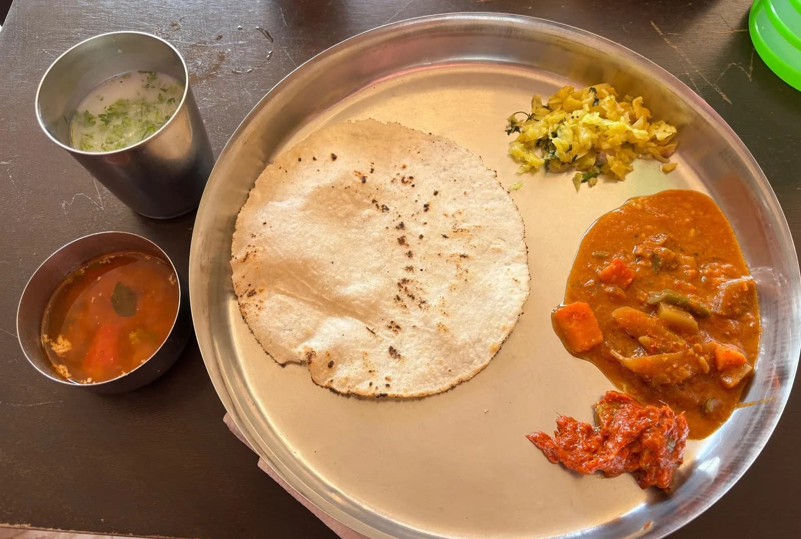 AKKI ROTTI HOTEL, Anemahal